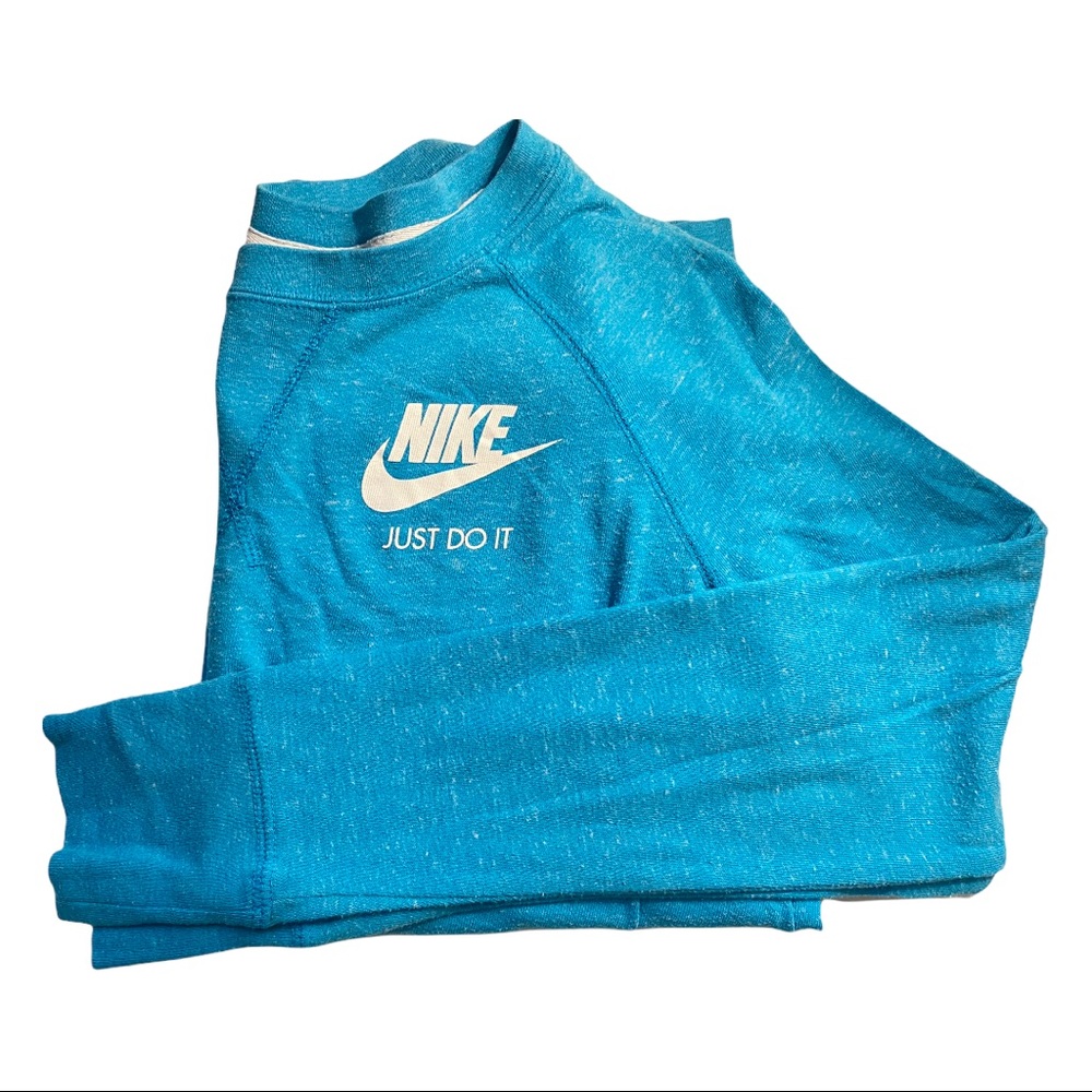 Nike long sleeve shirt (Size S)